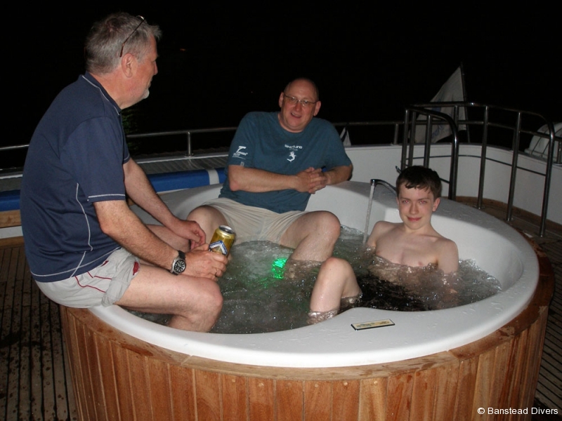 p5315758-boys-in-the-jacuzzi